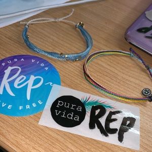 Pura Vida 🤙🏻 bracelets & rep stickers